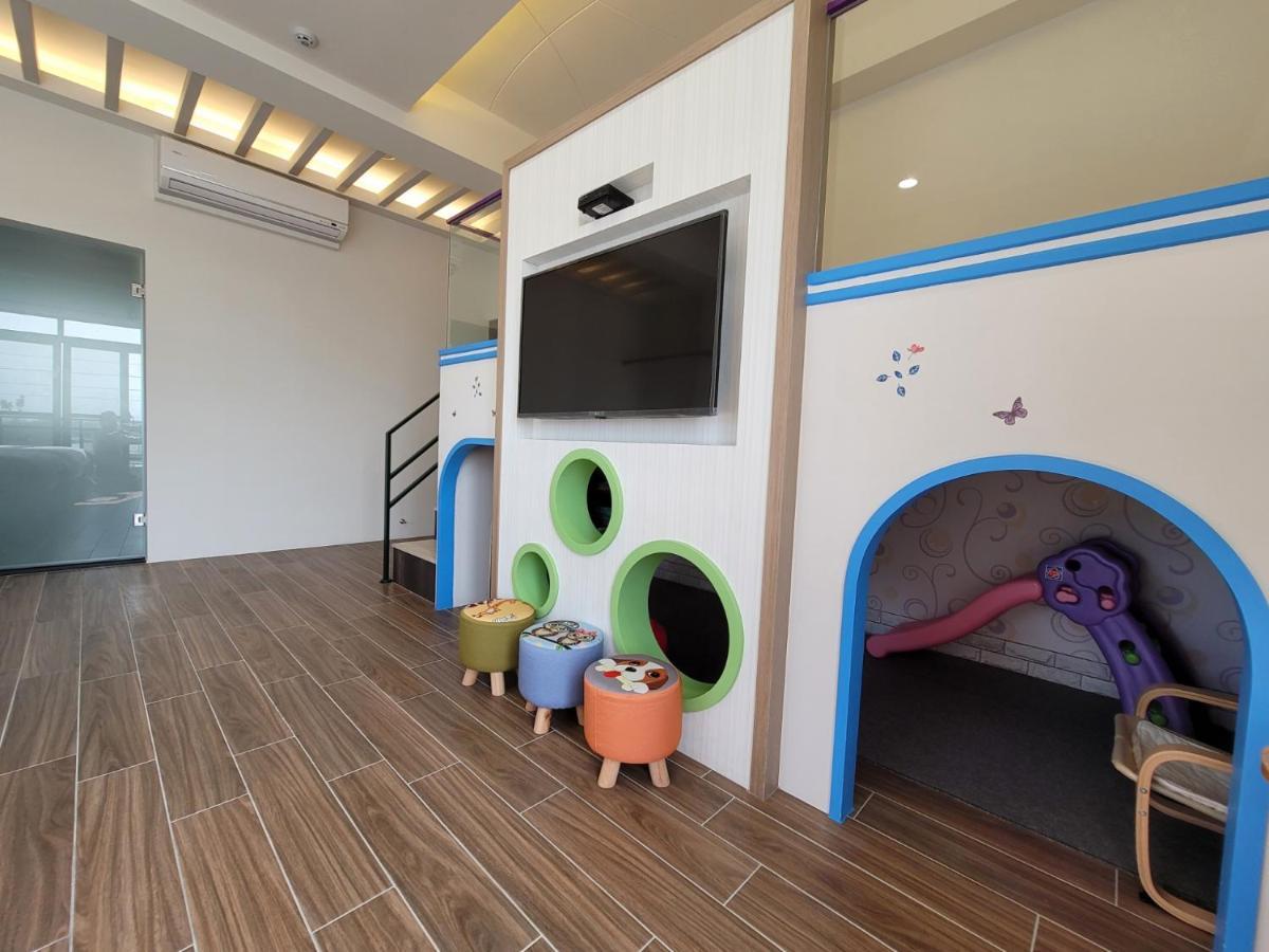 渡小夜電梯民宿 Yilannight B&B Wujie Luaran gambar